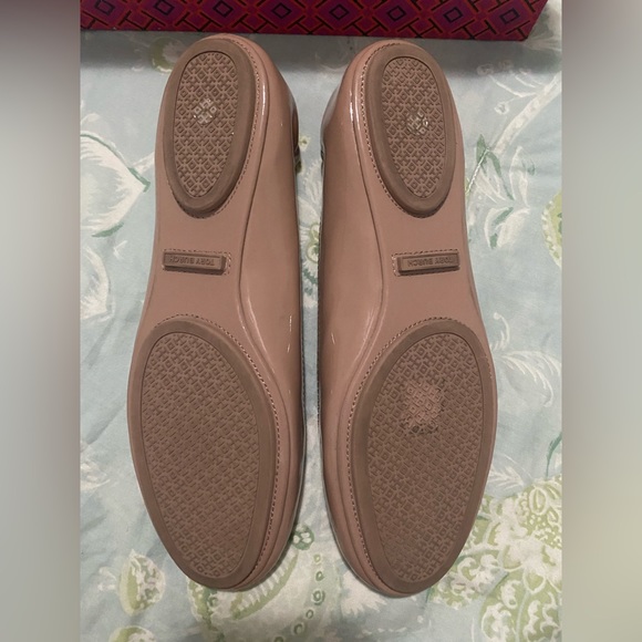 Tory Burch Minnie Patent Logo Travel Ballerina Flats - Picture 3 of 3